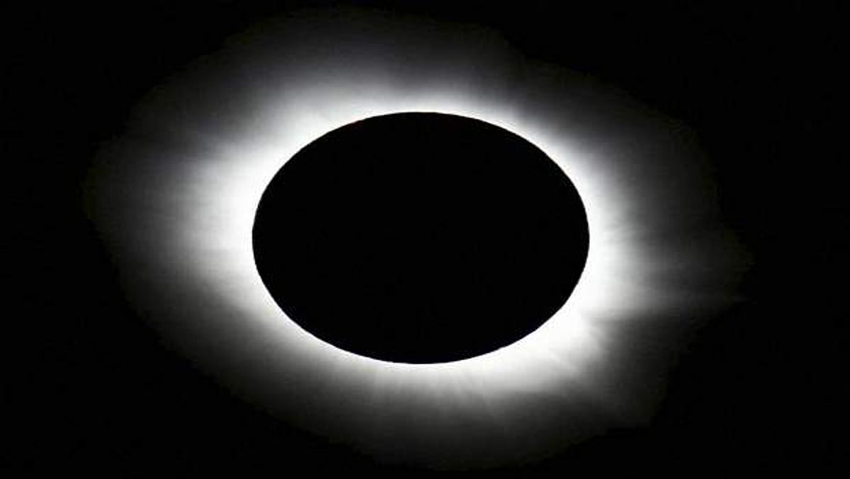 சூரிய கிரகணம்: கிரகணத்தின்போது சாப்பிடலாமா?