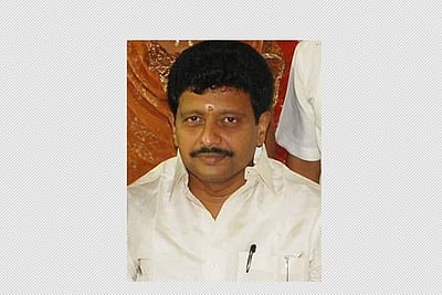 தனபாலை முதல்வராக்கினால் அதிமுக ஆட்சி நீடிக்கும்: திவாகரன்