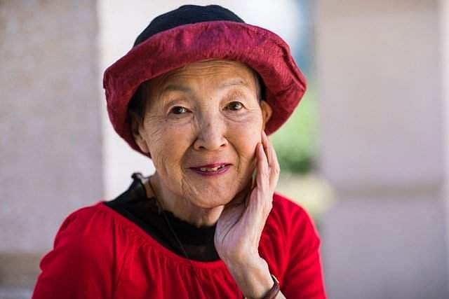 82 வயதில் ஆப் ஒன்றினை உருவாக்கி ஆப்பிள் நிறுவனரை அசத்திய ஜப்பான் பாட்டி!  