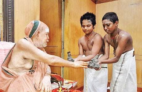 முன்னோா் சொல் வேதம்!