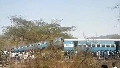 சாஸ்திரி முதல் சுரேஷ் பிரபு வரை: ரயில் விபத்தும்-பதவி விலகலும்!