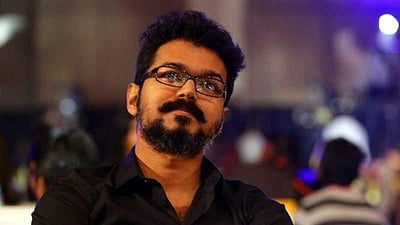 மக்கள் போராட்டங்களுக்கு ஆதரவு தரும் விஜய்: நடிகர் விவேக் உருக்கம்!