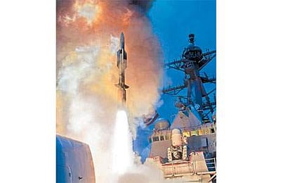 வட கொரியாவுக்குப் பதிலடியாக அமெரிக்கா ஏவுகணை அழிப்பு சோதனை