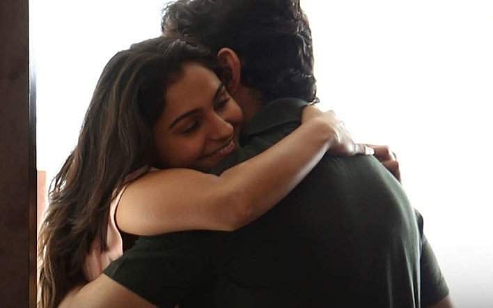 சமகால அரசியல் நிகழ்வுகளைத் தொடர்ந்து விமரிசிக்கும் தரமணி போஸ்டர்கள்!