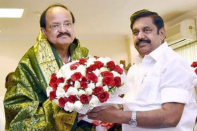 துணை ஜனாதிபதி பதவி ஏற்பு நிகழ்வு: நாளை மறுநாள் முதல்வர் பழனிசாமி தில்லி பயணம்!