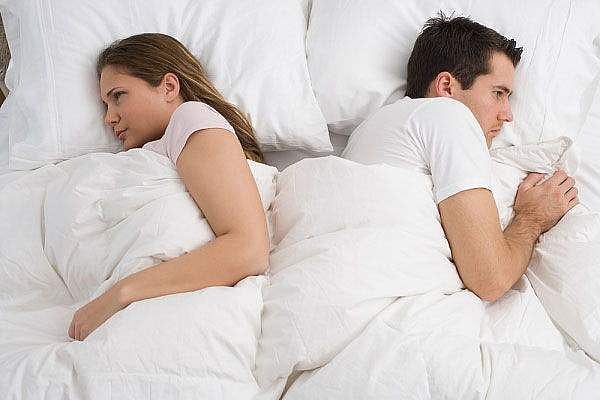 தாம்பத்யத்தில் ஈடுபாடு குறைவதற்கான முக்கியமான காரணங்கள்...