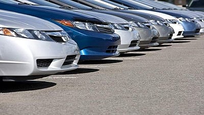 ஆகஸ்ட் மாதத்தில் கார் விற்பனை 12% அதிகரிப்பு