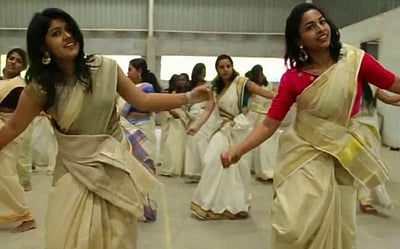 1 கோடி யூடியூப் பார்வைகள்: ஷெரில் பங்கேற்ற ‘ஜிமிக்கி கம்மல்’ வீடியோ சாதனை!