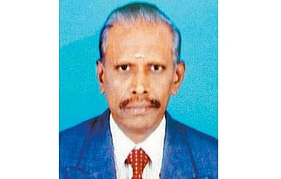 ஜெயலலிதா மரணம் குறித்து விசாரிக்க நீதிபதி ஆறுமுகசாமி தலைமையில் விசாரணை ஆணையம்