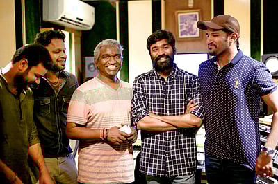 விஜய் யேசுதாஸுக்காக தனுஷ் பாடிய பாடல்!