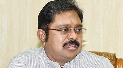 இரட்டை இலை சின்னம்: கூடுதல் ஆவணங்கள் தாக்கல் செய்ய டிடிவிக்கு தேர்தல் ஆணையம் அனுமதி மறுப்பு! 