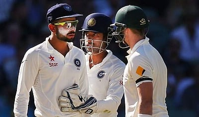 இன்று முதல் கிரிக்கெட் போட்டிகளில் ‘ரெட் கார்டு’ அறிமுகம்: அமலுக்கு வந்துள்ள புதிய விதிமுறைகள்!