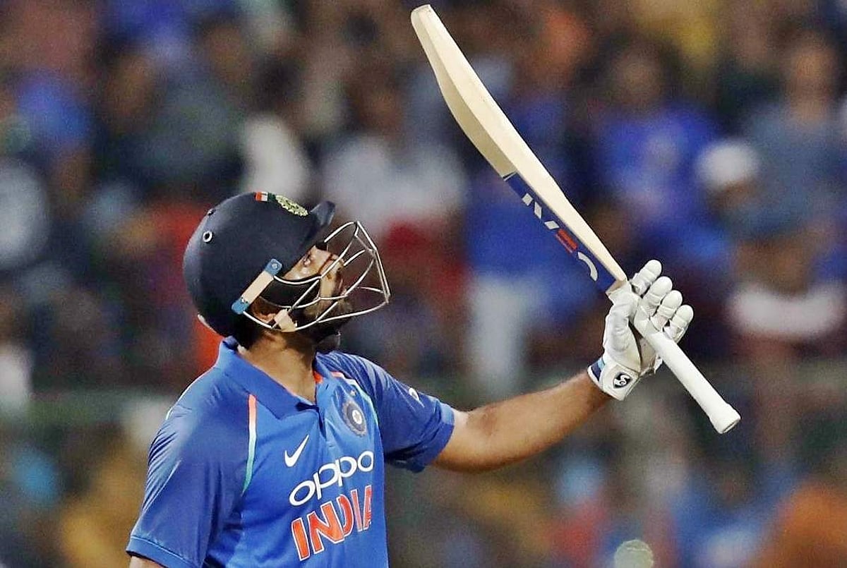 ஆஸி.,க்கு எதிராக 50 சிக்ஸர்களை பறக்கவிட்டு ரோஹித் சாதனை!