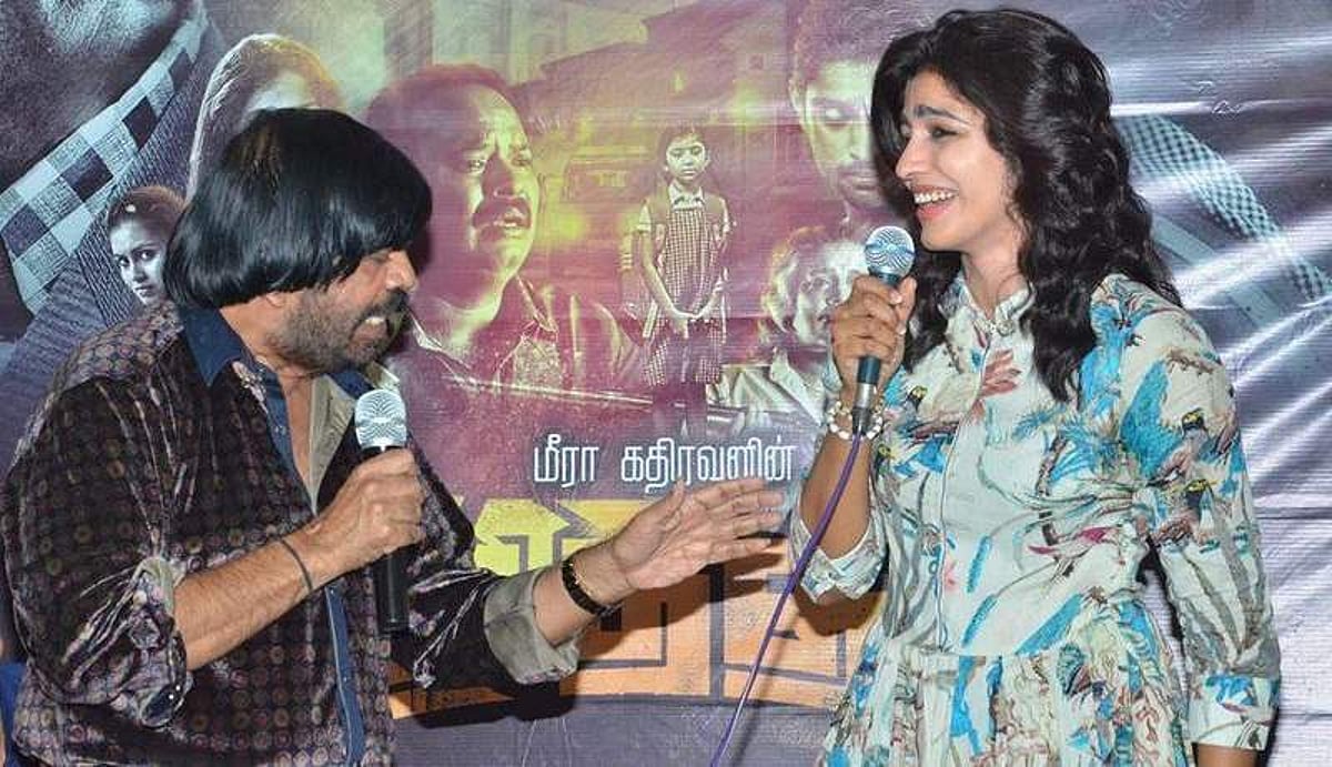 மரியாதையைக் கேட்டுப் பெறக்கூடாது: டி.ஆர். - தன்ஷிகா விவகாரம் தொடர்பாக குஷ்பு பதில்!