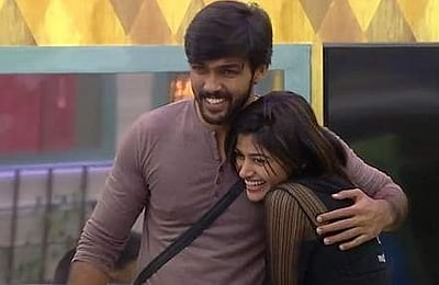 காதலை உதறினார்? ஐ ஆம் சிங்கிள் என நடிகை ஓவியா அறிவிப்பு!