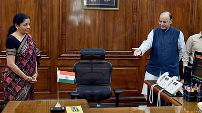 ராணுவ அமைச்சராக நிர்மலா சீதாராமன்