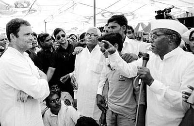 சமூகத்தை பிளவுபடுத்தும் வேலையில் பாஜகவும், மோடியும் ஈடுபட்டு வருகின்றனர்: ராகுல் காந்தி தாக்கு