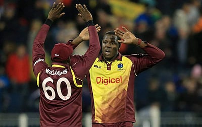 டி20: நியூஸிலாந்து பேட்டிங்!