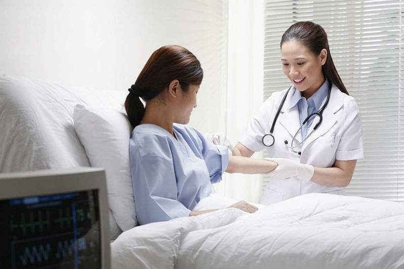 இரைப்பை புற்றுநோய் யாருக்கு வரும்? இந்த அறிகுறிகள் உள்ளதா என்று பரிசோதித்துப் பாருங்கள்!