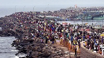 காணும் பொங்கலை முன்னிட்டு களை கட்டிய மெரினா