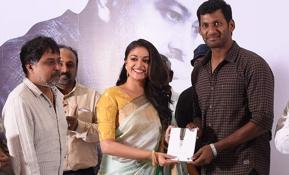 எல்லாம் போனபின்பும் கவிதை எழுதத் தெரிந்தால் பிழைத்துக் கொள்ளலாம்: லிங்குசாமி பேச்சு