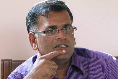 விஜய் படத்திற்கு வசனம் எழுதுகிறாரா எழுத்தாளர் ஜெயமோகன்? 