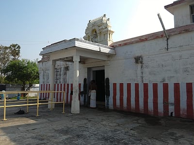 குரங்கணில் முட்டம் ஆலயம்