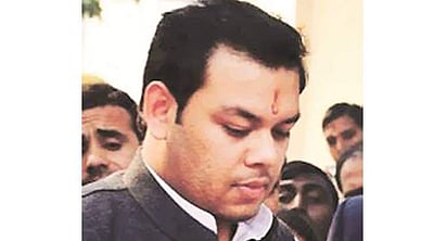 இது எத்தனையாவது குடியரசு தினம்? தடுமாறிய அமைச்சர்; நெளிந்த அதிகாரிகள்! 