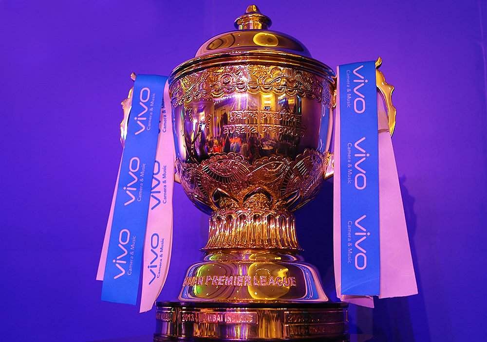 ஐபிஎல் போட்டிகளுக்கு குரல் கொடுக்கும் 'அந்த' 100 பேர்: ரூ. 1.7 லட்சம் ஊதியத்துடன் ஒப்பந்தம்!