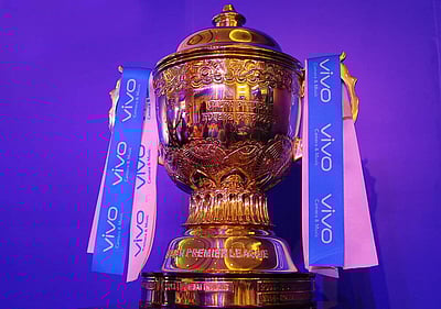 ஐபிஎல் போட்டிகளுக்கு குரல் கொடுக்கும் 'அந்த' 100 பேர்: ரூ. 1.7 லட்சம் ஊதியத்துடன் ஒப்பந்தம்!