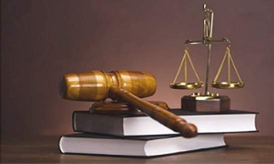 விண்ணப்பித்துவிட்டீர்களா..? நீதிமன்றத்தில் சுருக்கெழுத்து தட்டச்சர் வேலை