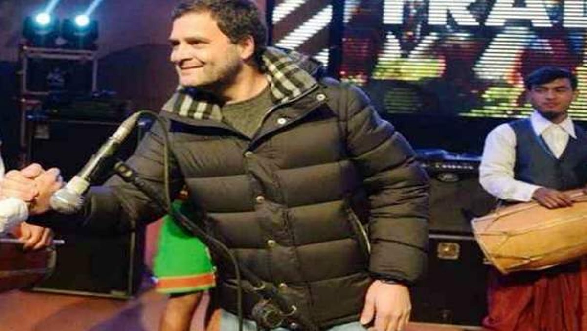 விலை ரூ.70 ஆயிரம்- பாஜக, ரூ.700- காங்கிரஸ், அதை நான் கடன் வாங்கினேன்- ராகுல்!