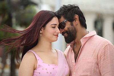 பொங்கல் போட்டியில் குதித்தது ஸ்கெட்ச்: பலமான போட்டியை உறுதிசெய்யும் விடியோ வெளியீடு!