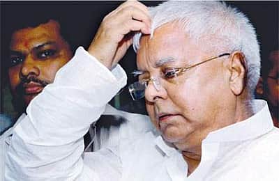 மாட்டுத்தீவன ஊழல்: மூன்றாவது வழக்கிலும் லாலு பிரசாத் யாதவ் குற்றவாளி என தீர்ப்பு! 