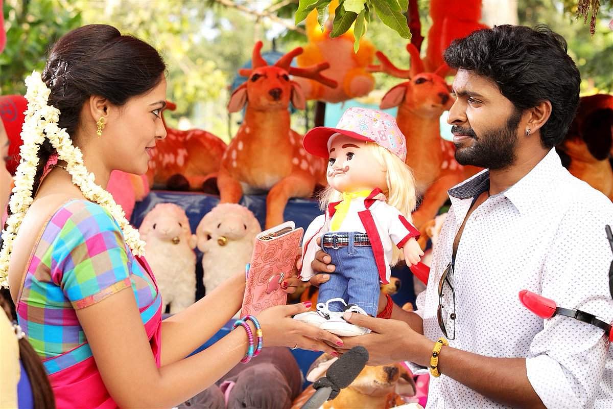 விக்ரம் பிரபு நடிக்கும் பக்கா பட டிரெய்லர்!