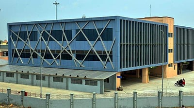 மாதவரம் அடுக்குமாடி பேருந்து நிலையத்தை திறந்து வைப்பு