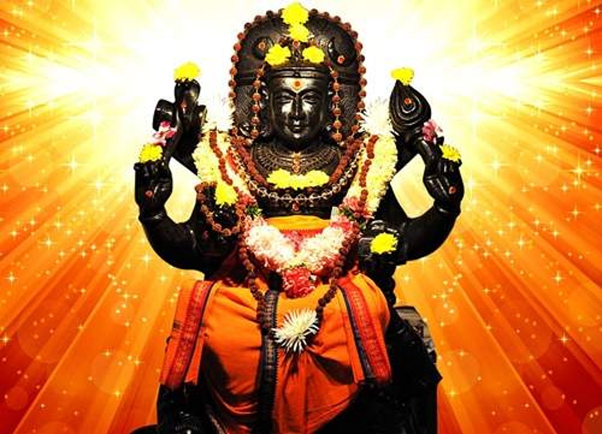 பொன்னவனால் (குரு) ஆசீர்வதிக்கப்பட்டவர்கள் இவர்கள்!