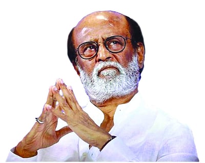 தள்ளிப் போகிறது ரஜினியின் அரசியல் பிரவேசம்!