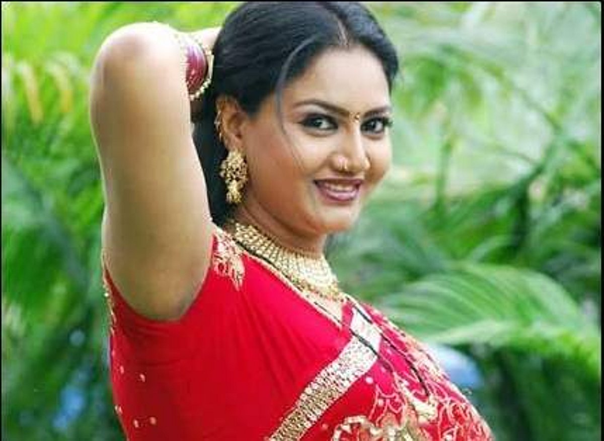 சக நடிகர் மீதான பாலியல் புகாரை வாபஸ் பெற்றார் நடிகை ராணி!