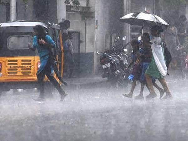 சென்னை மீது படையெடுக்க உள்ள முக்கியமான மூன்று பிரச்னைகள்: தாங்குவார்களா சென்னைவாசிகள்?