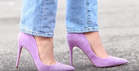 2018 ஆம் ஆண்டில் ஃபேஷன் உலகில் வைரல் ட்ரெண்டான 10 ஐட்டங்கள் என்னென்ன?