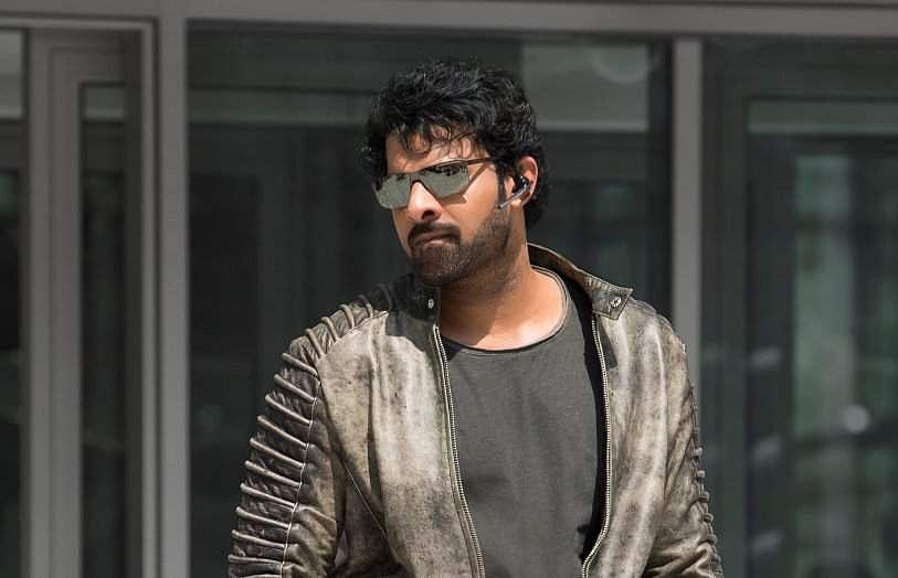 கரோனா நிவாரண நிதிக்கு வாரி வழங்கும் தெலுங்கு நடிகர்கள்: பிரபாஸ் ரூ. 4 கோடி!