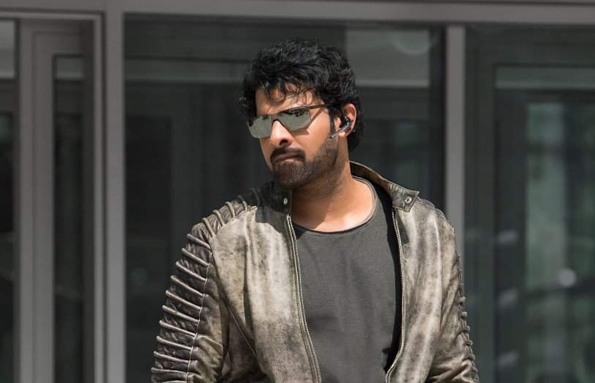 கரோனா நிவாரண நிதிக்கு வாரி வழங்கும் தெலுங்கு நடிகர்கள்: பிரபாஸ் ரூ. 4 கோடி!