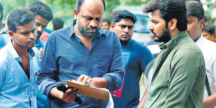 டபுள் மீனிங் வசனங்கள் இல்லாத படம் இது! ஜருகண்டி இயக்குநர் பிச்சுமணி மற்றும் தயாரிப்பாளர் நிதின் சத்யாவுடன் நேர்காணல்!