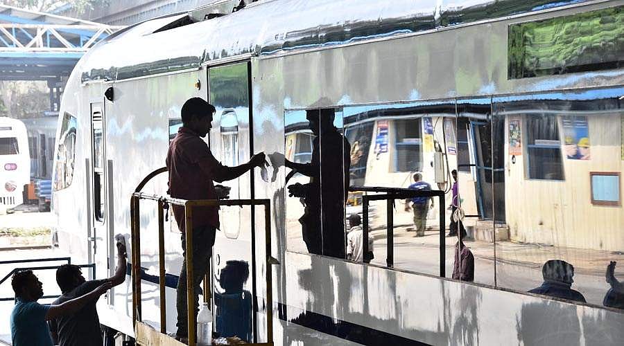 புதிய வகை ரயில்களுக்கு வரவேற்பு