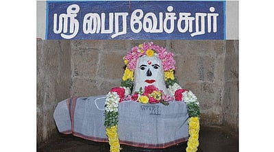 ஸ்ரீ சோடச மகாலிங்கங்களுக்கு அன்னாபிஷேகம்