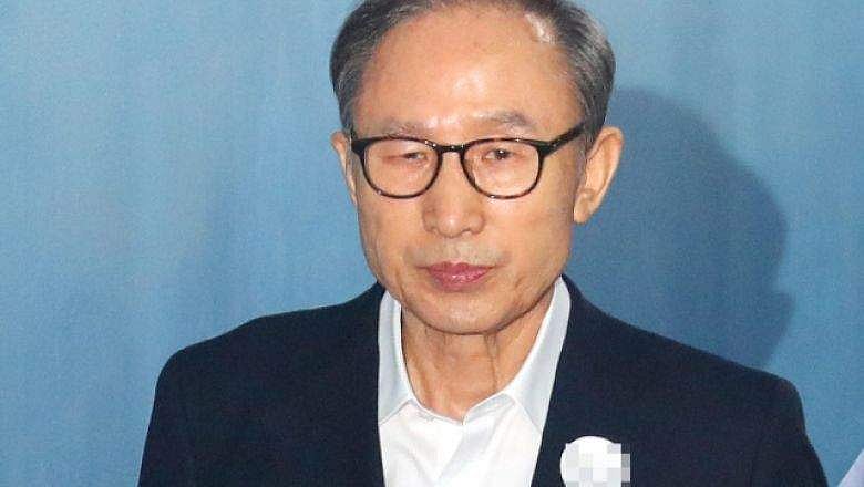 ஊழல் வழக்கில் தென் கொரிய முன்னாள் அதிபருக்கு 15 ஆண்டு சிறை; ரூ. 8 கோடி அபராதம் 