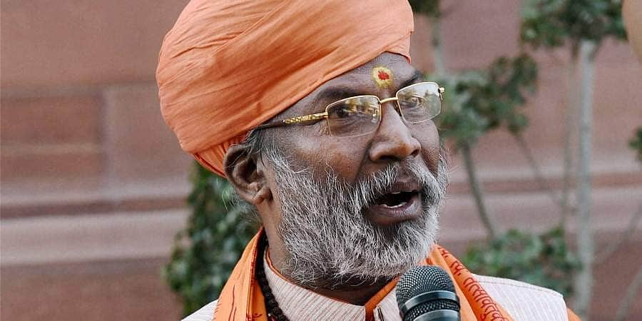 தைரியமிருந்தால் 2019-ல் என்னை எதிர்த்துப் போட்டியிடுங்கள்: ராகுலுக்கு சாக்ஷி மஹாராஜ் சவால்