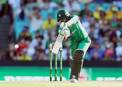 ஒருநாள் கிரிக்கெட்டில் இருந்து ஓய்வு பெற்றார் அசார் அலி