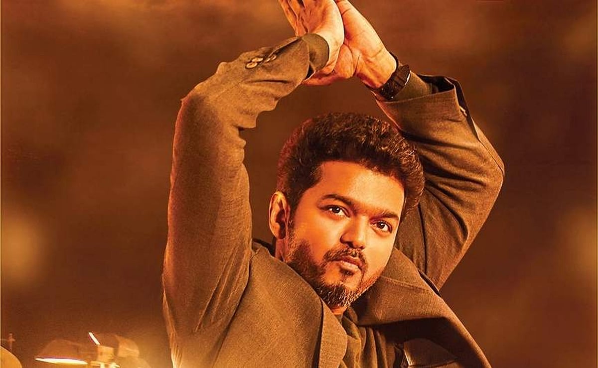 சாதனை மேல் சாதனை: 4 நாள்களில் ரூ. 150 கோடி வசூலைத் தாண்டிய சர்கார் படம்!